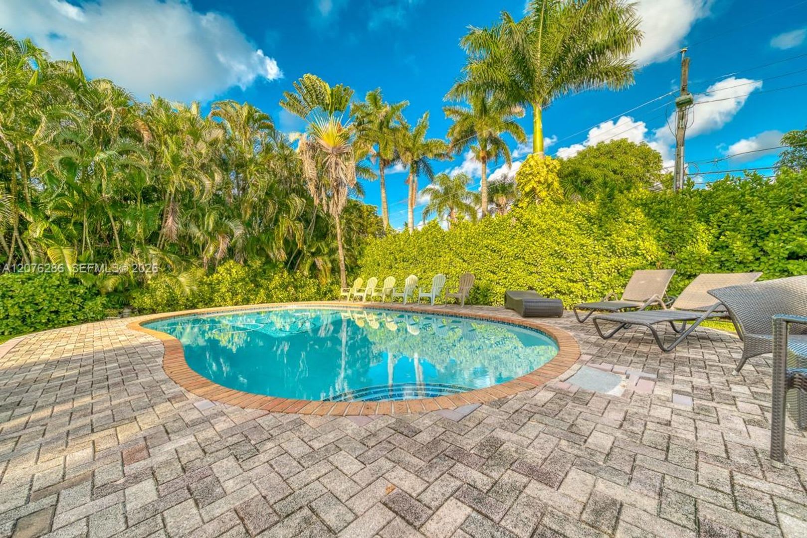 13801 NE 1st Avenue, Miami, FL 33161 – photo 1
