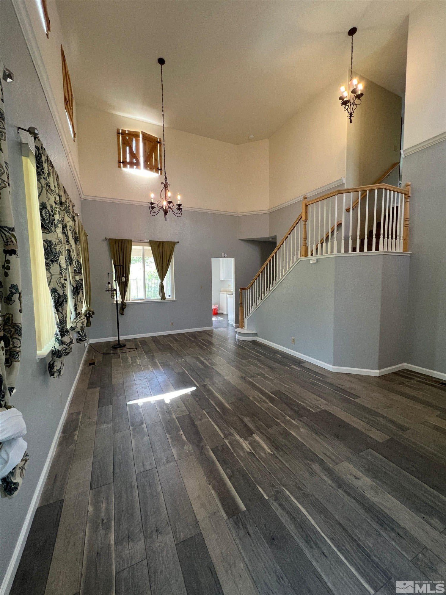 1889 Cambridge Hills Court – photo 4