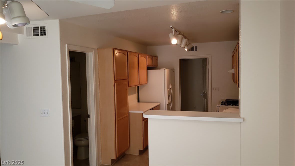 200 BOOTHBAY Street – photo 5