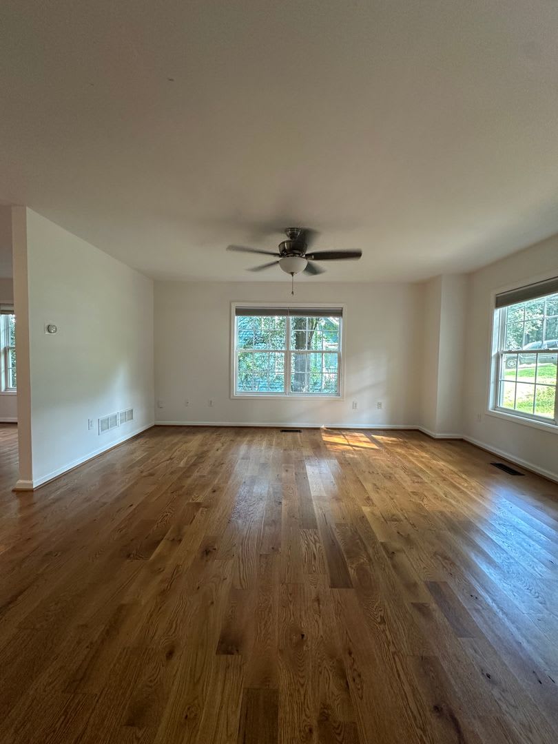 Normaltown Move In Ready Shorter Lease Terms Available – photo 5