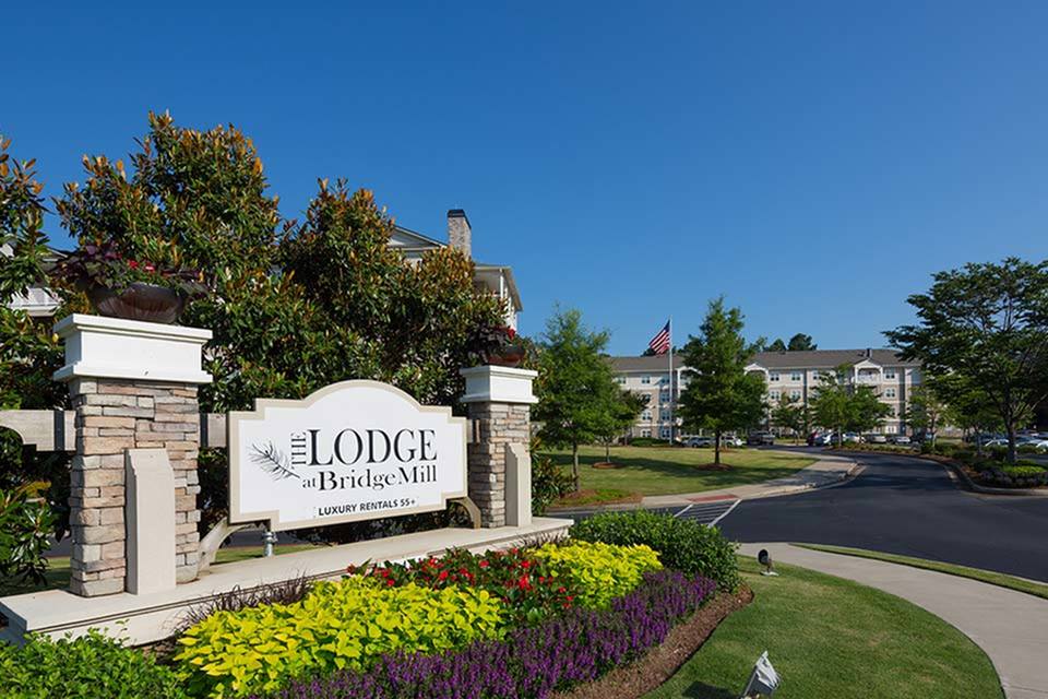 Lodge at BridgeMill – photo 1
