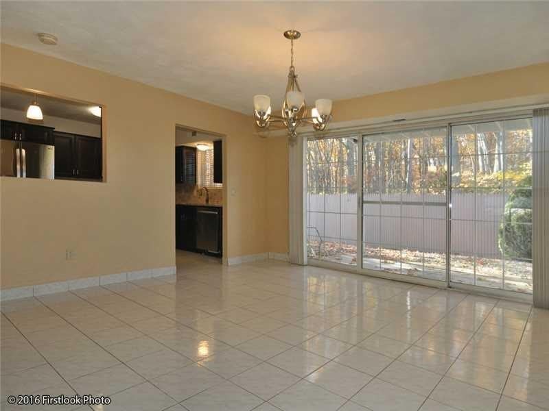 77 HOFFMAN Avenue – photo 3