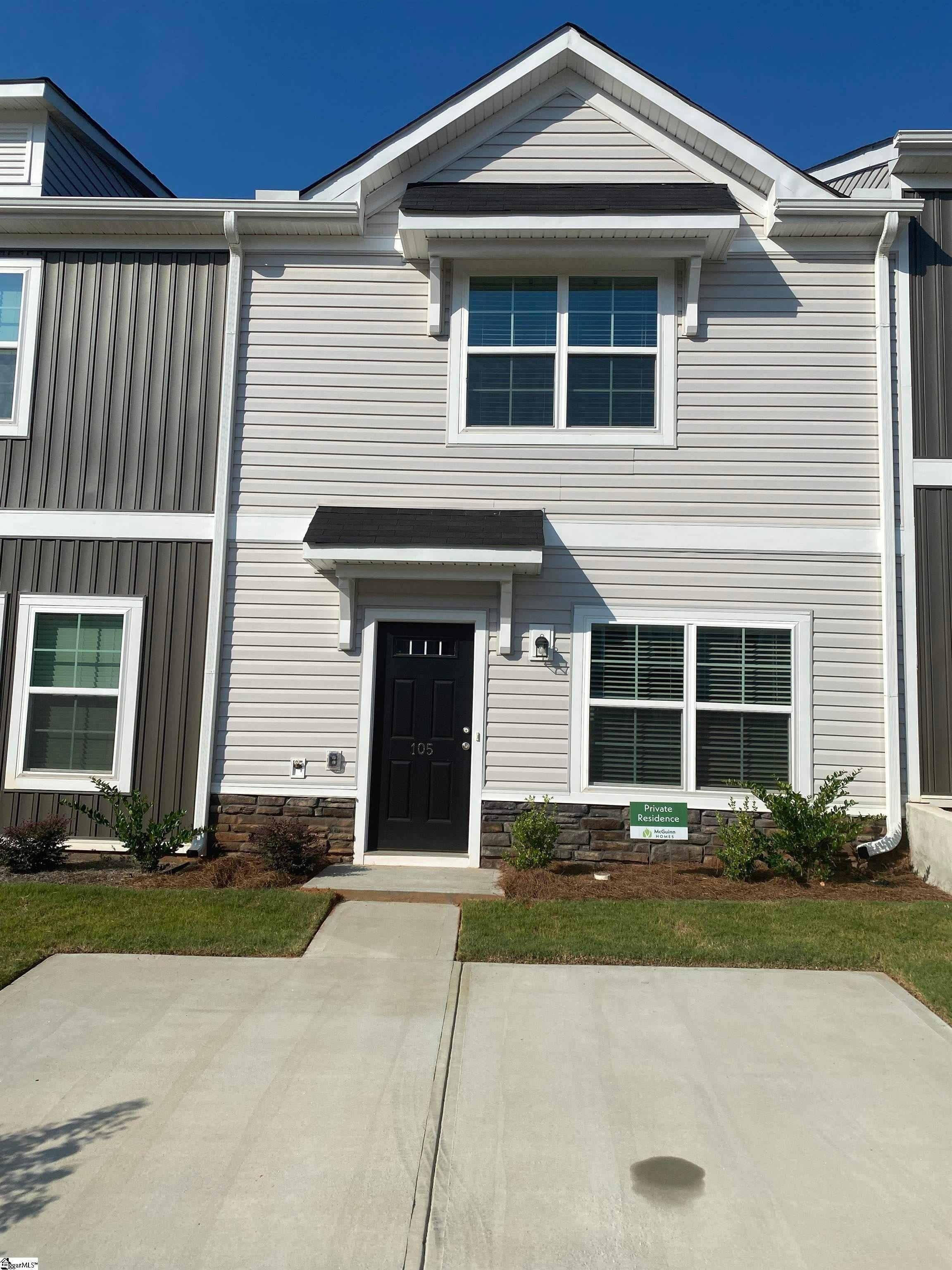 105 Lowland Drive – photo 1