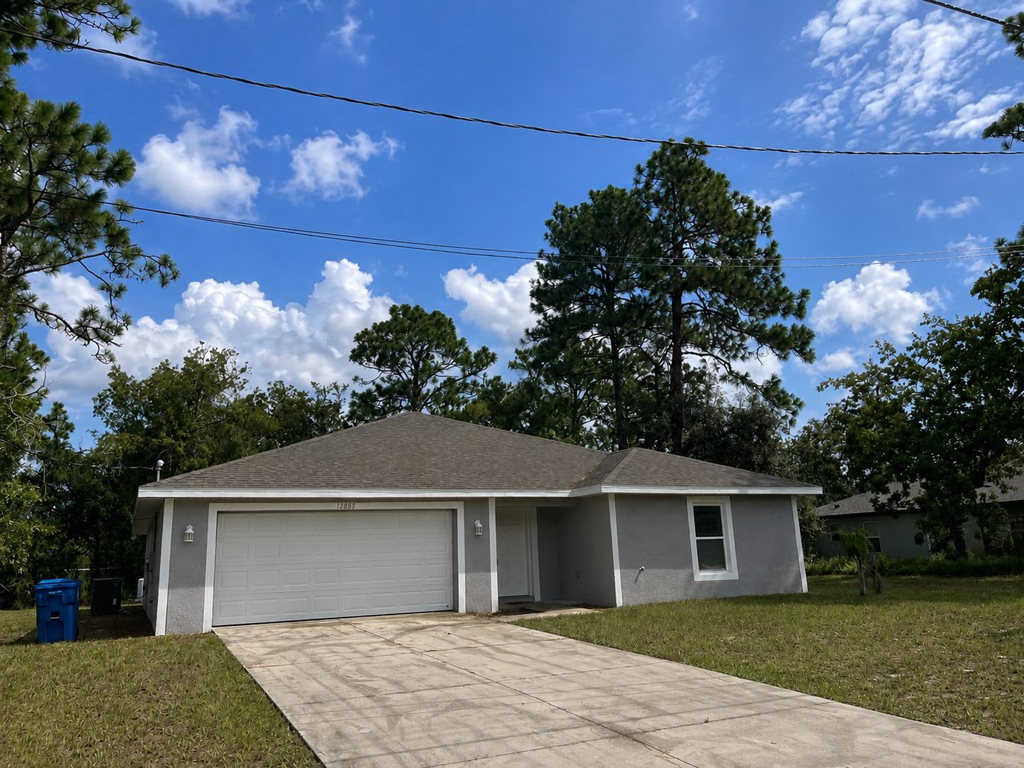 Spacious 3BR/2BA Home w/ Vaulted Ceilings &amp; Granite Countertops! – photo 1