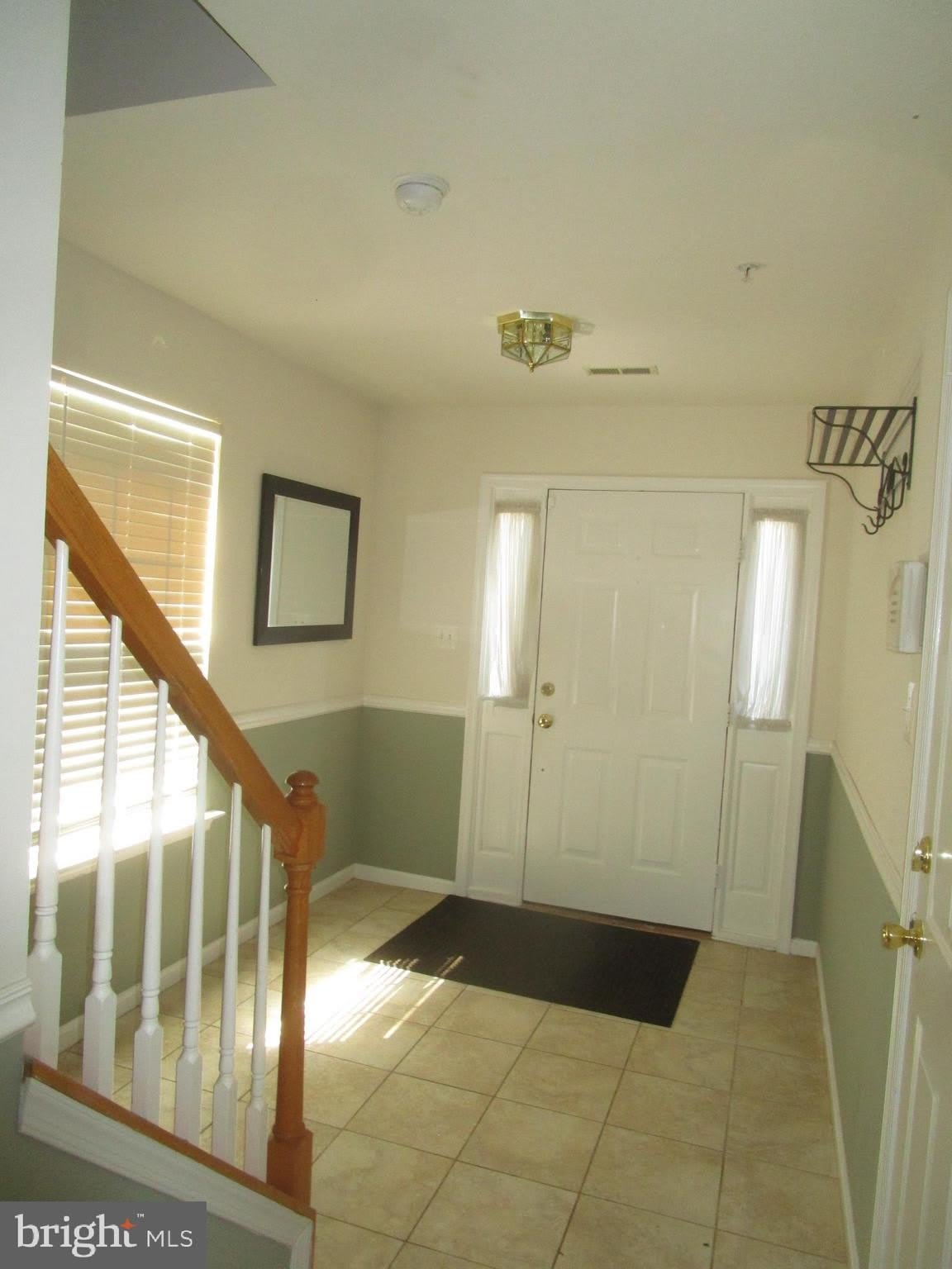 7911 HEATHERLEIGH Place – photo 3