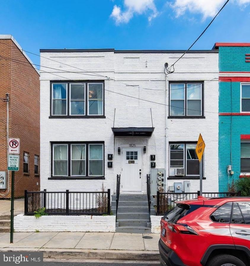 1825 PROVIDENCE Street NE – photo 1