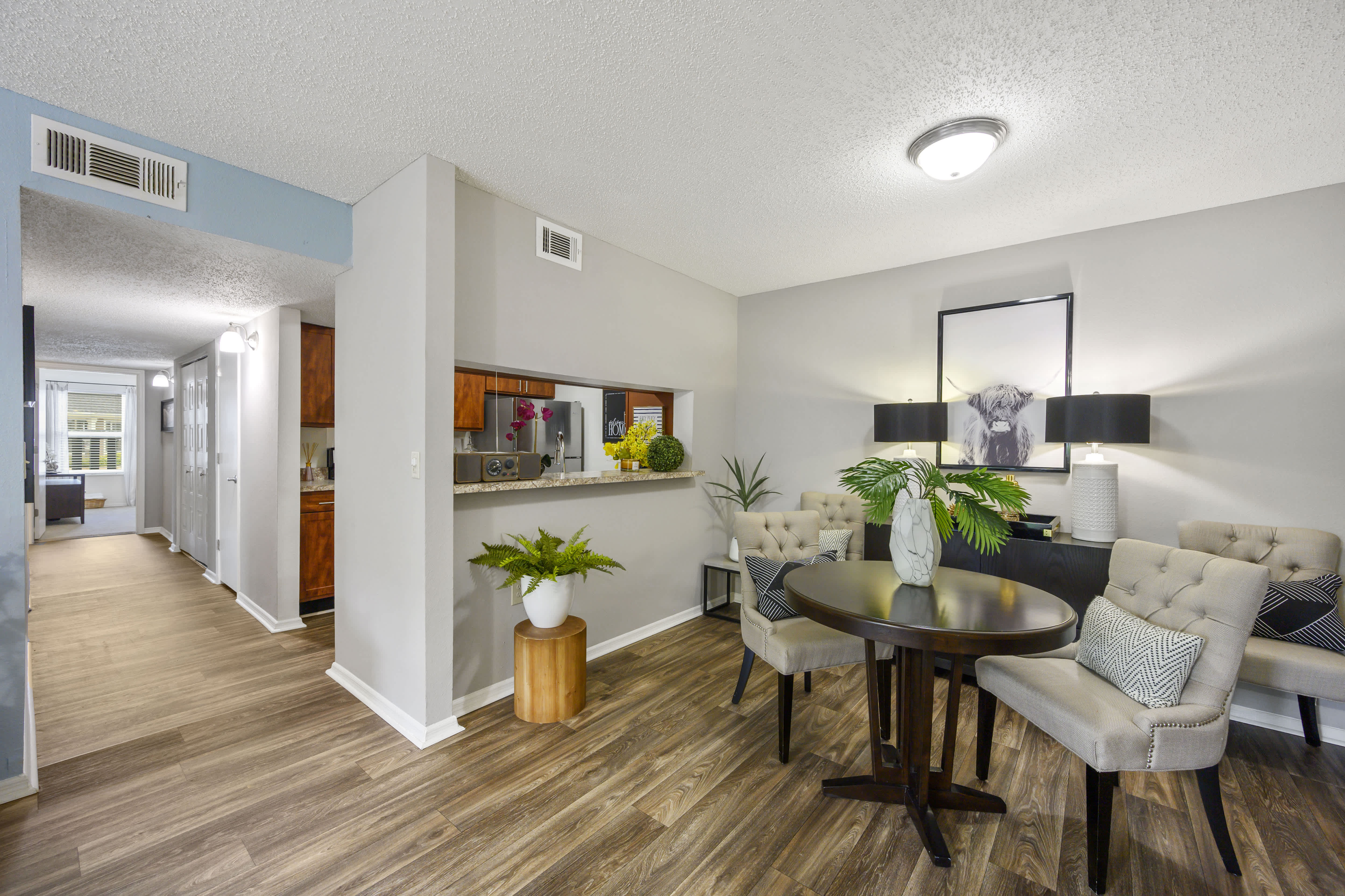 Paddock Club Apartments – photo 3