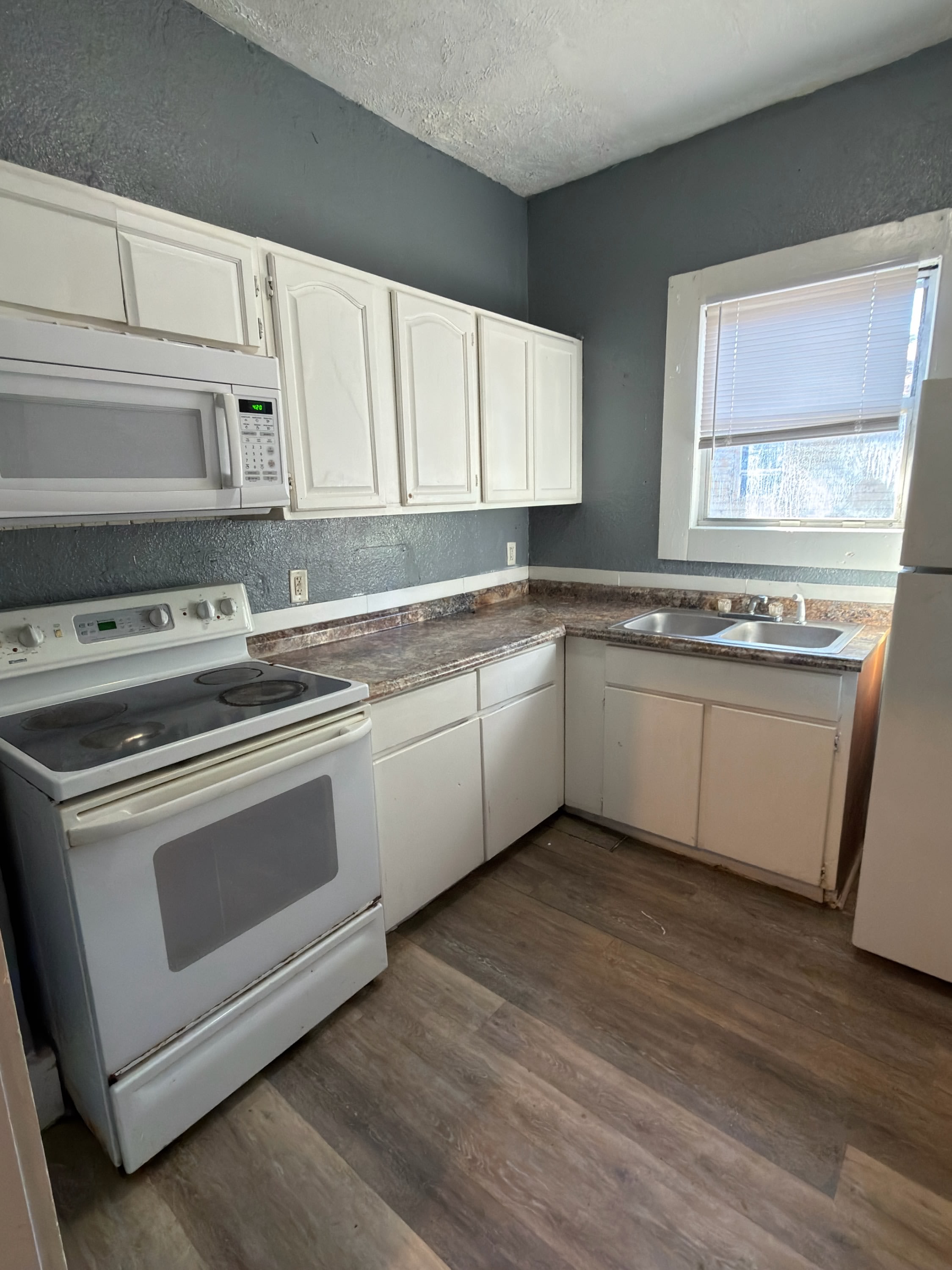 1653 W 35th St – photo 4