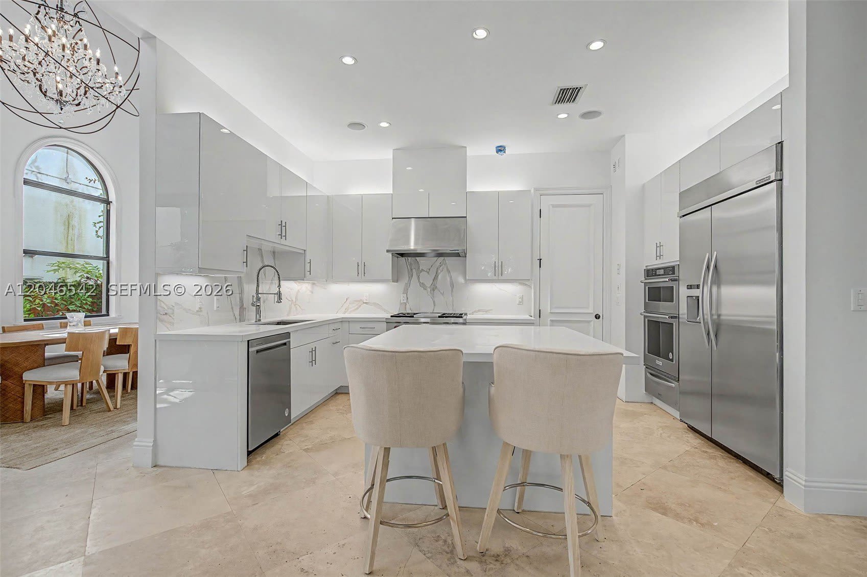 2561 Trapp Ave – photo 4