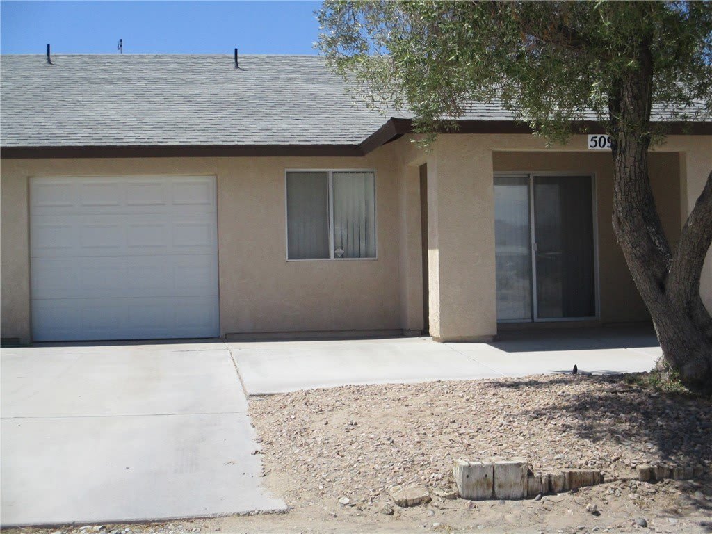 5090 La Calzada Unit B – photo 1