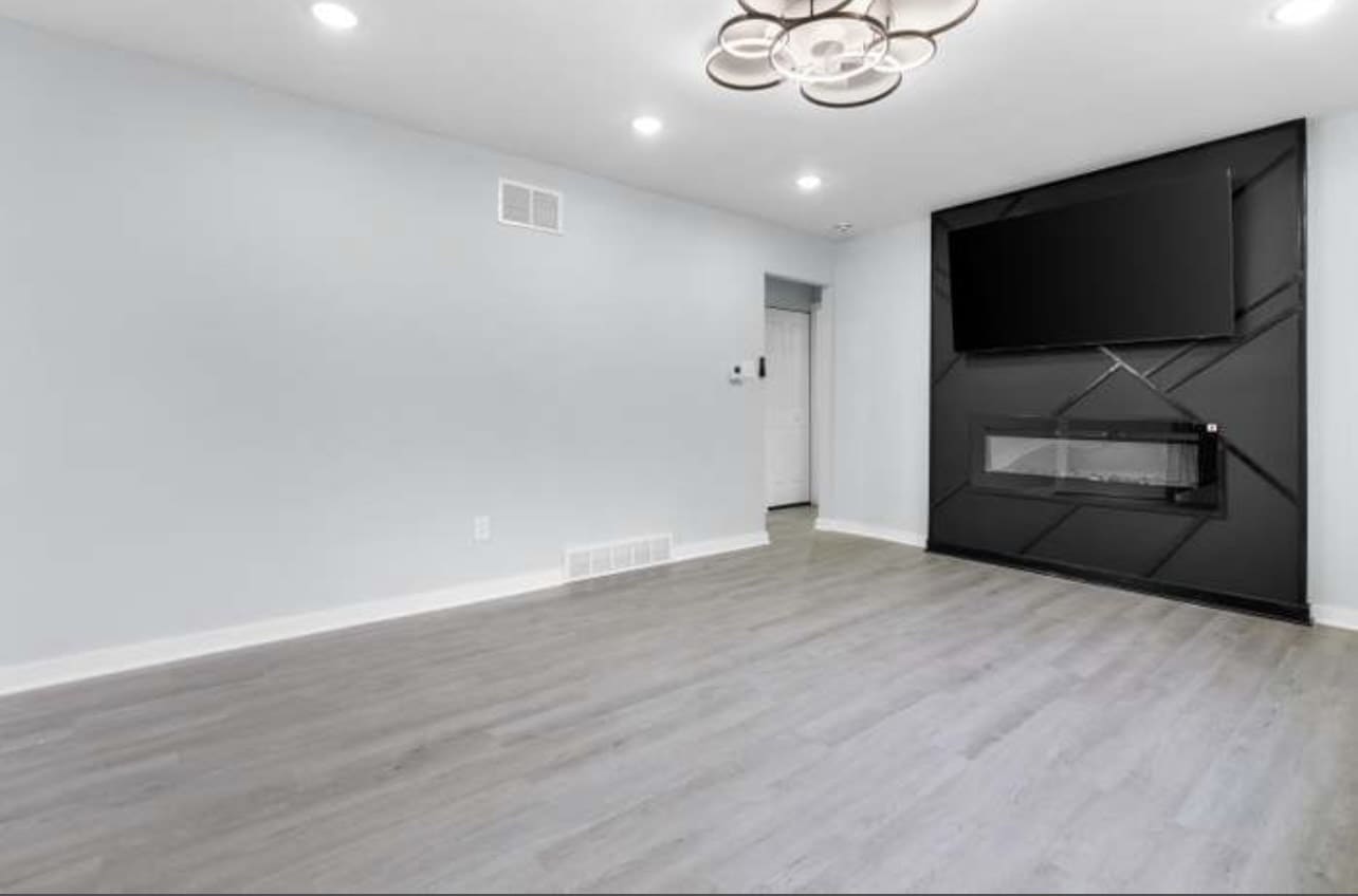 1117 Colfax Street – photo 5