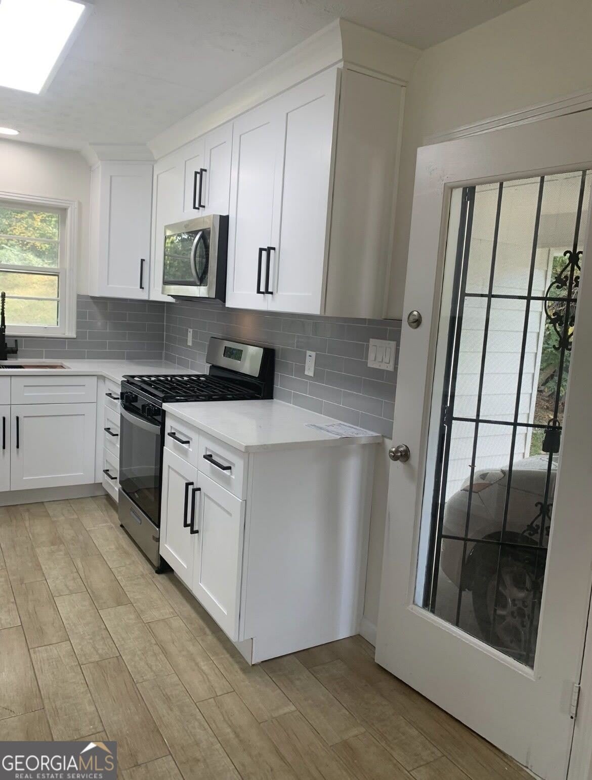 1187 Ellington Drive – photo 3