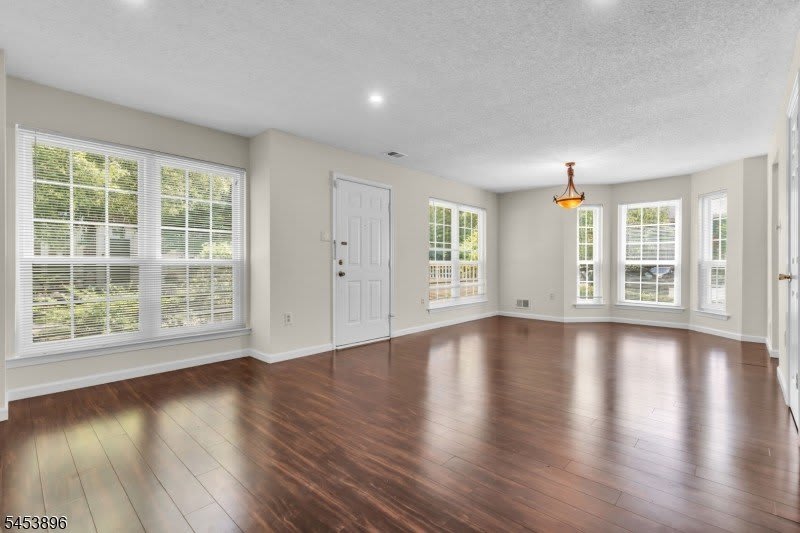 10 Brighton Way – photo 5