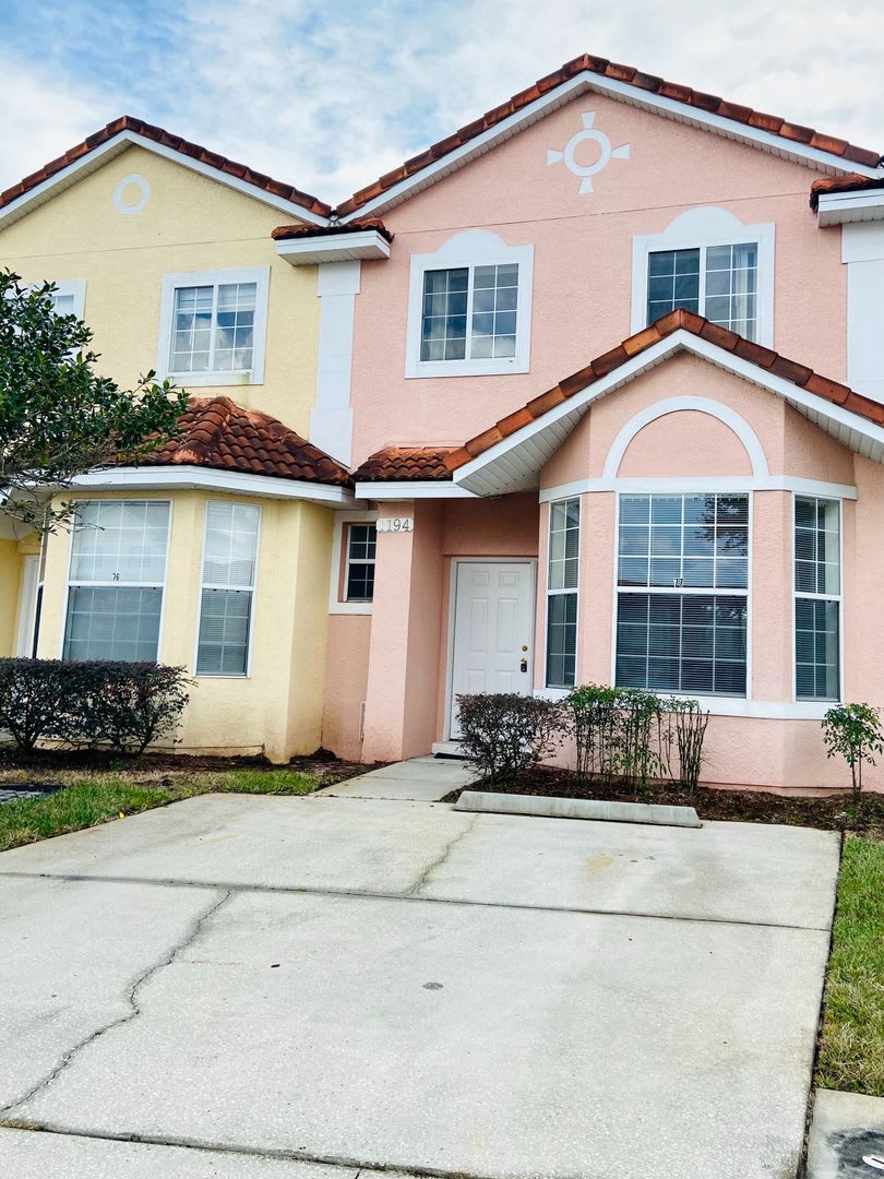 Beautiful 3 BD / 2.5 BA Townhome – photo 2