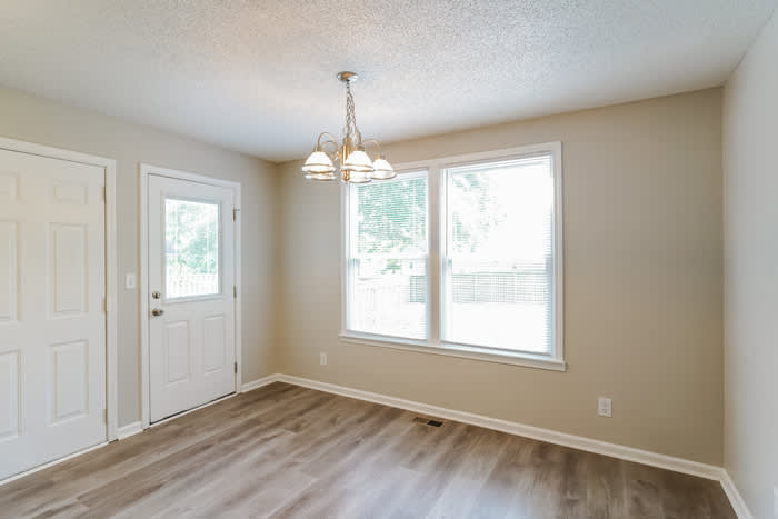 230 Kathleen Court – photo 5
