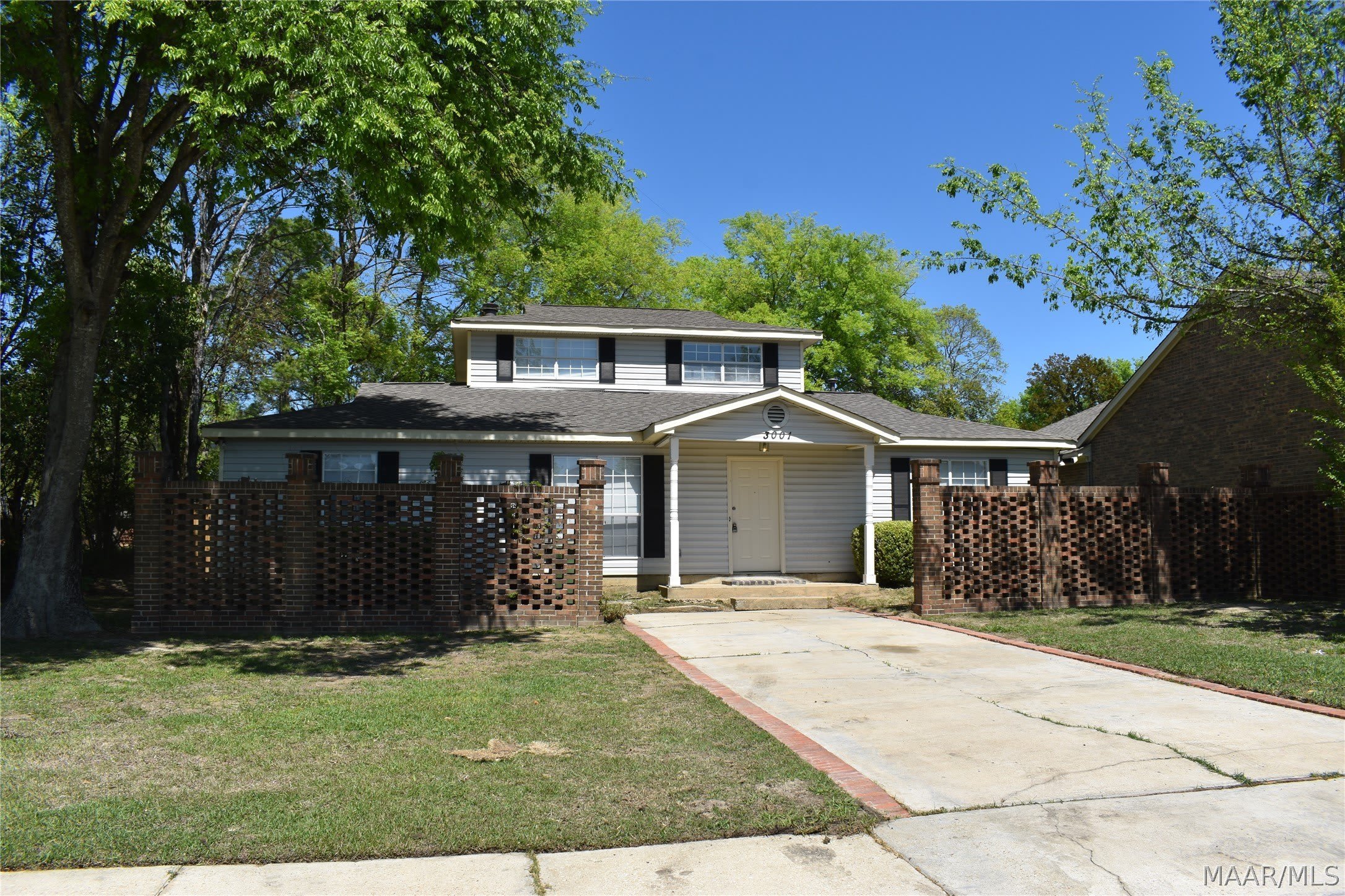 3001 SUTTON Drive – photo 1