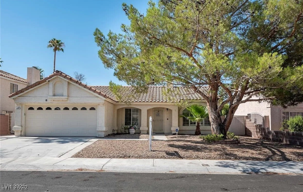 1502 Cliff Branch Drive – photo 1