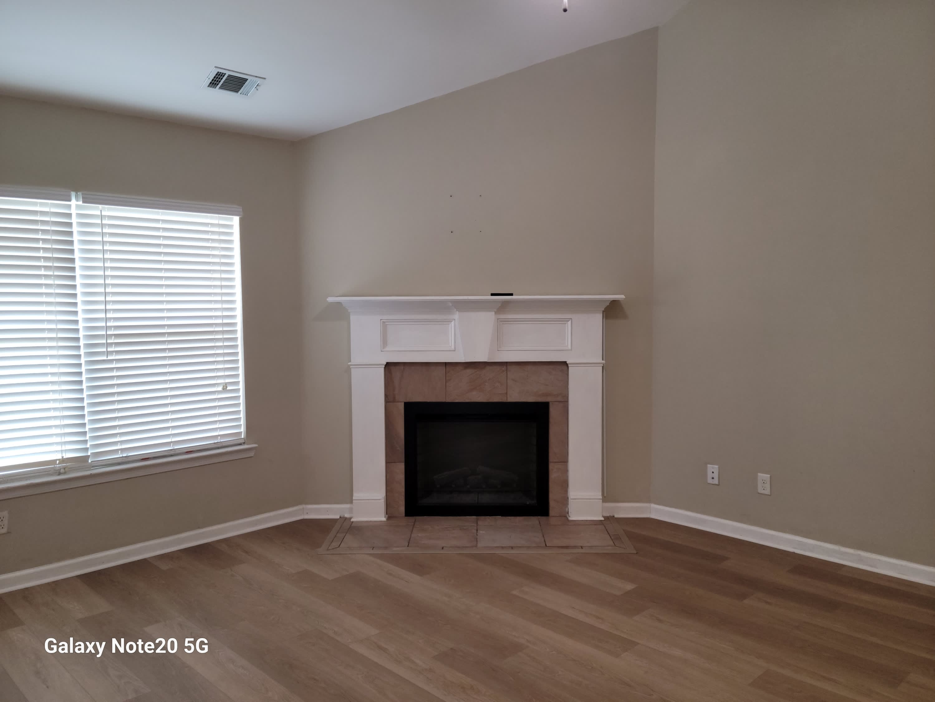 104 Clydesdale Court – photo 4