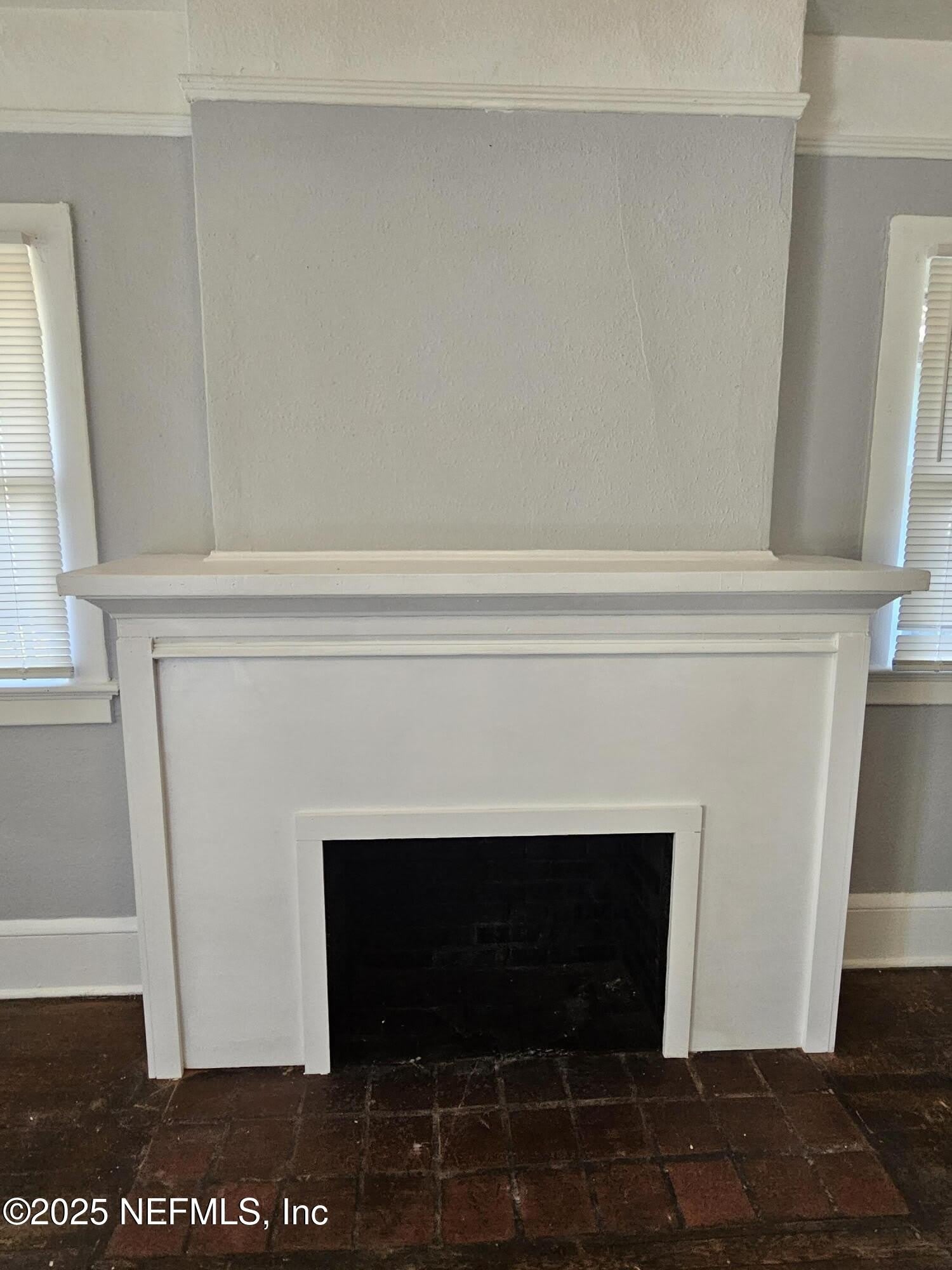 2536 PHYLLIS Street – photo 4