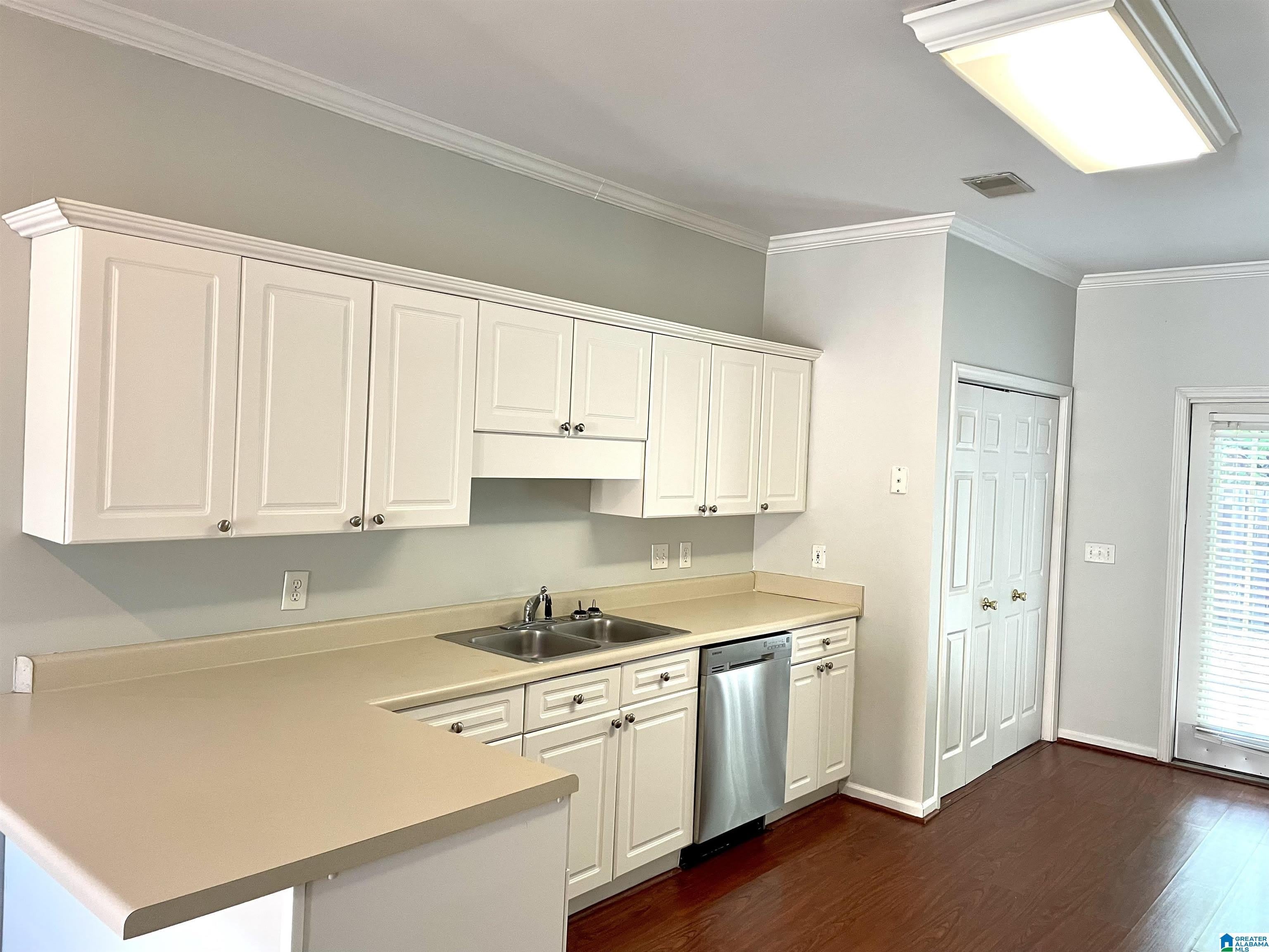 3524 SAVANNAH PARK LANE – photo 5