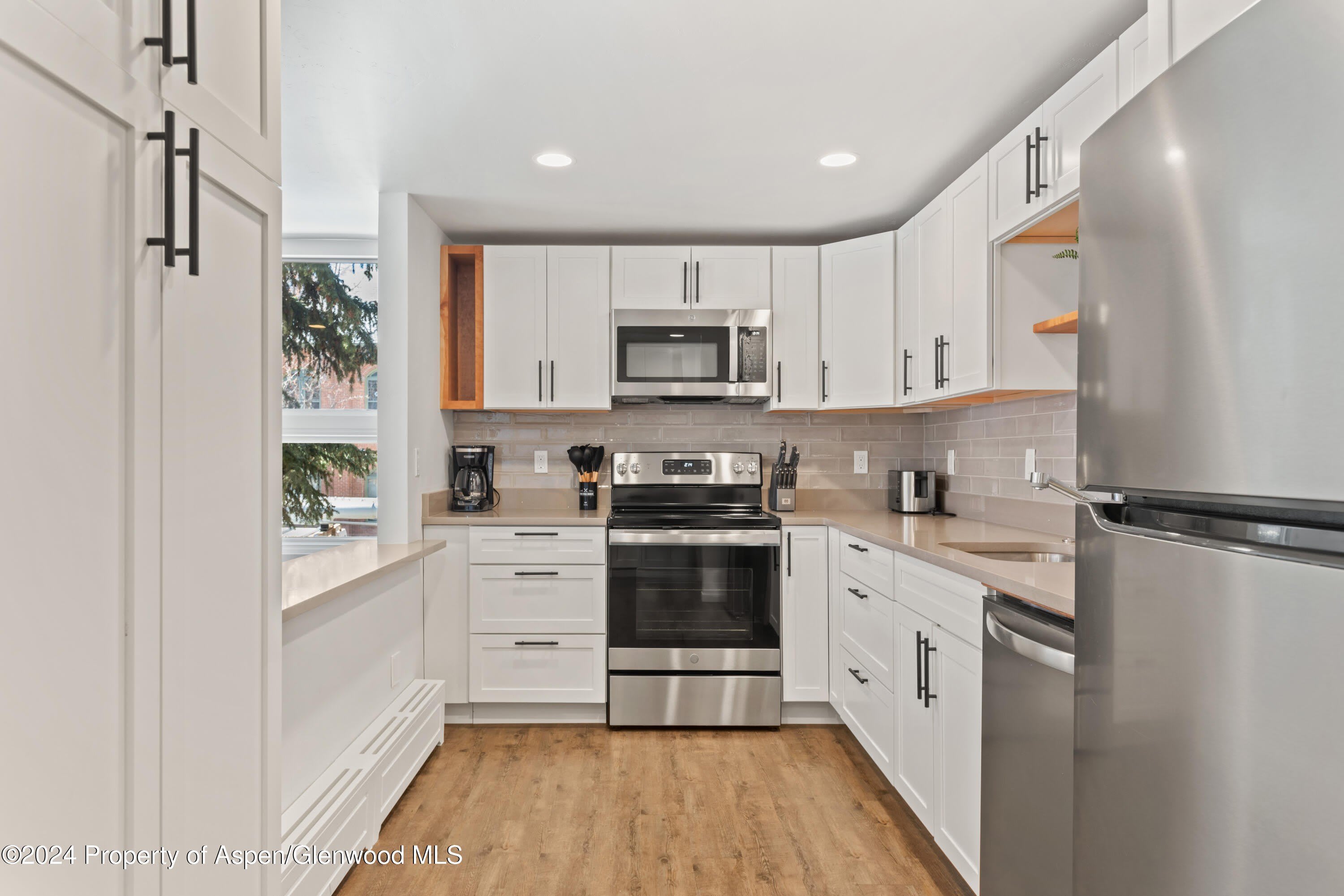 605 E Main Street – photo 5