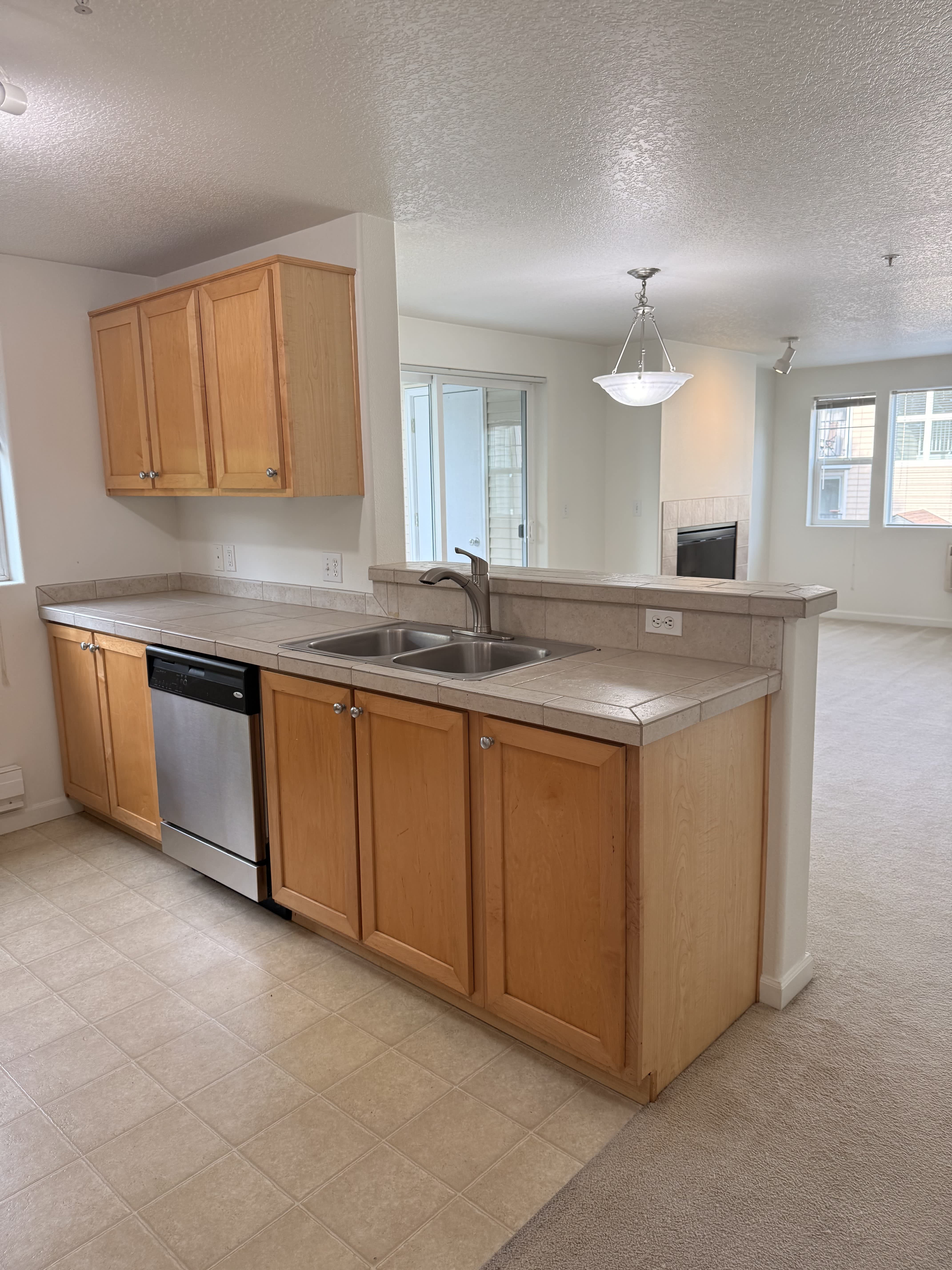 770 Nw 185th Ave – photo 5