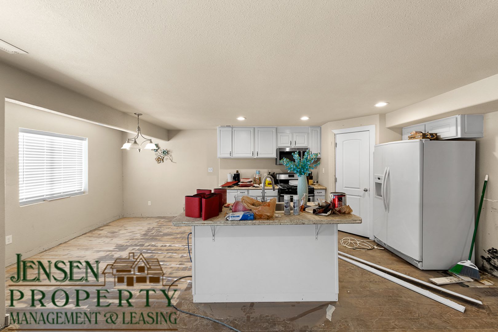 Beautiful Home in New Harmony – photo 4