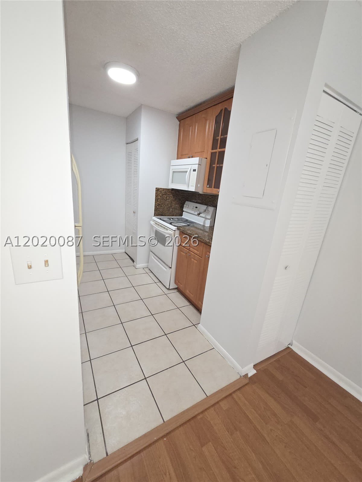 8886 SW 3rd St – photo 2