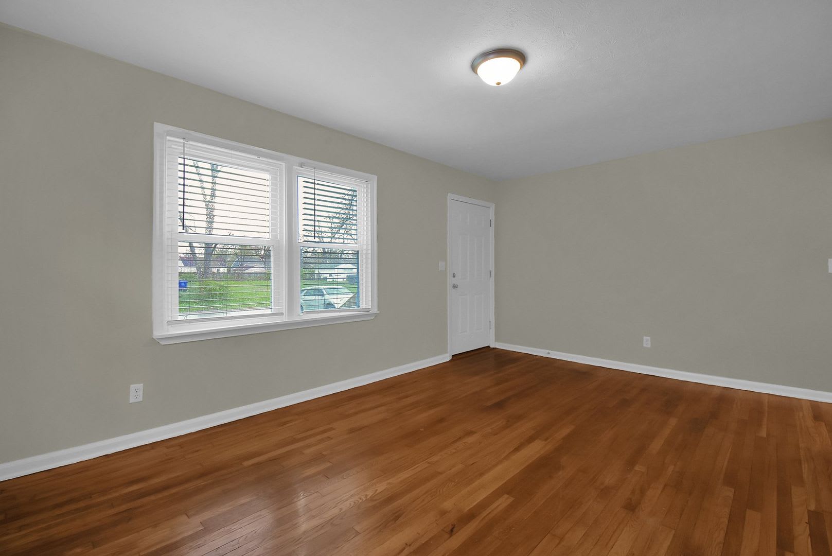 3 Bedroom Home For Rent – photo 2
