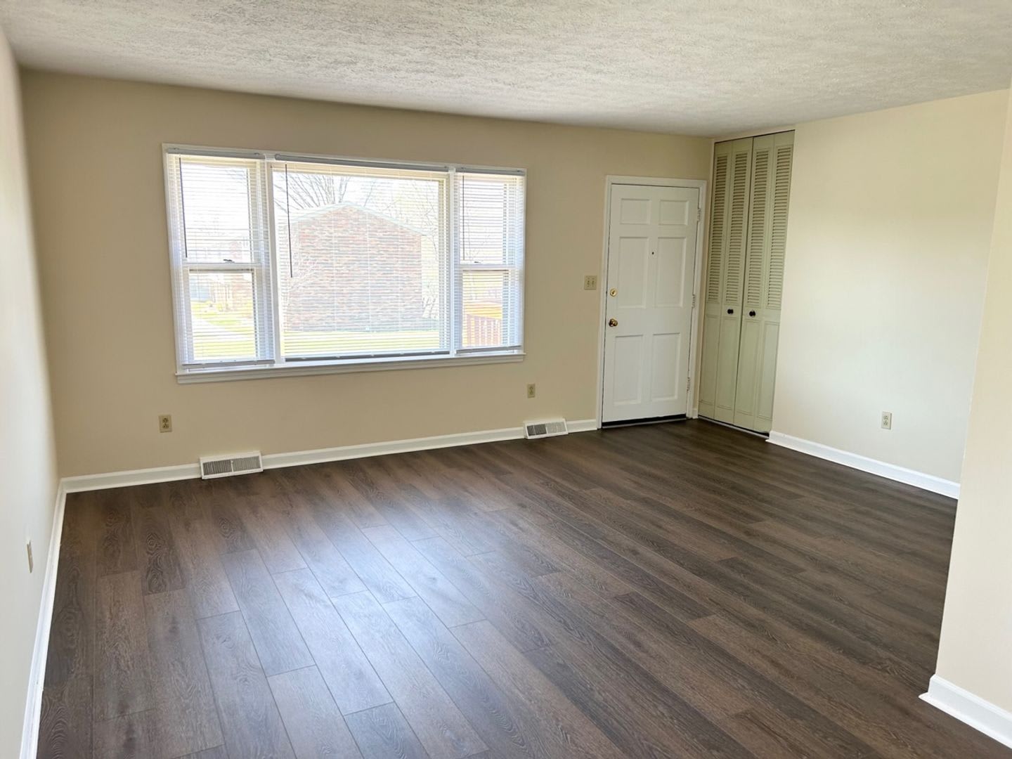 Mt Tabor ranch home with basement 20260804 – photo 2