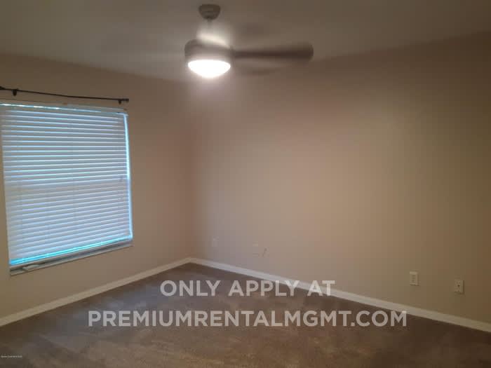 5937 Aires Avenue – photo 5