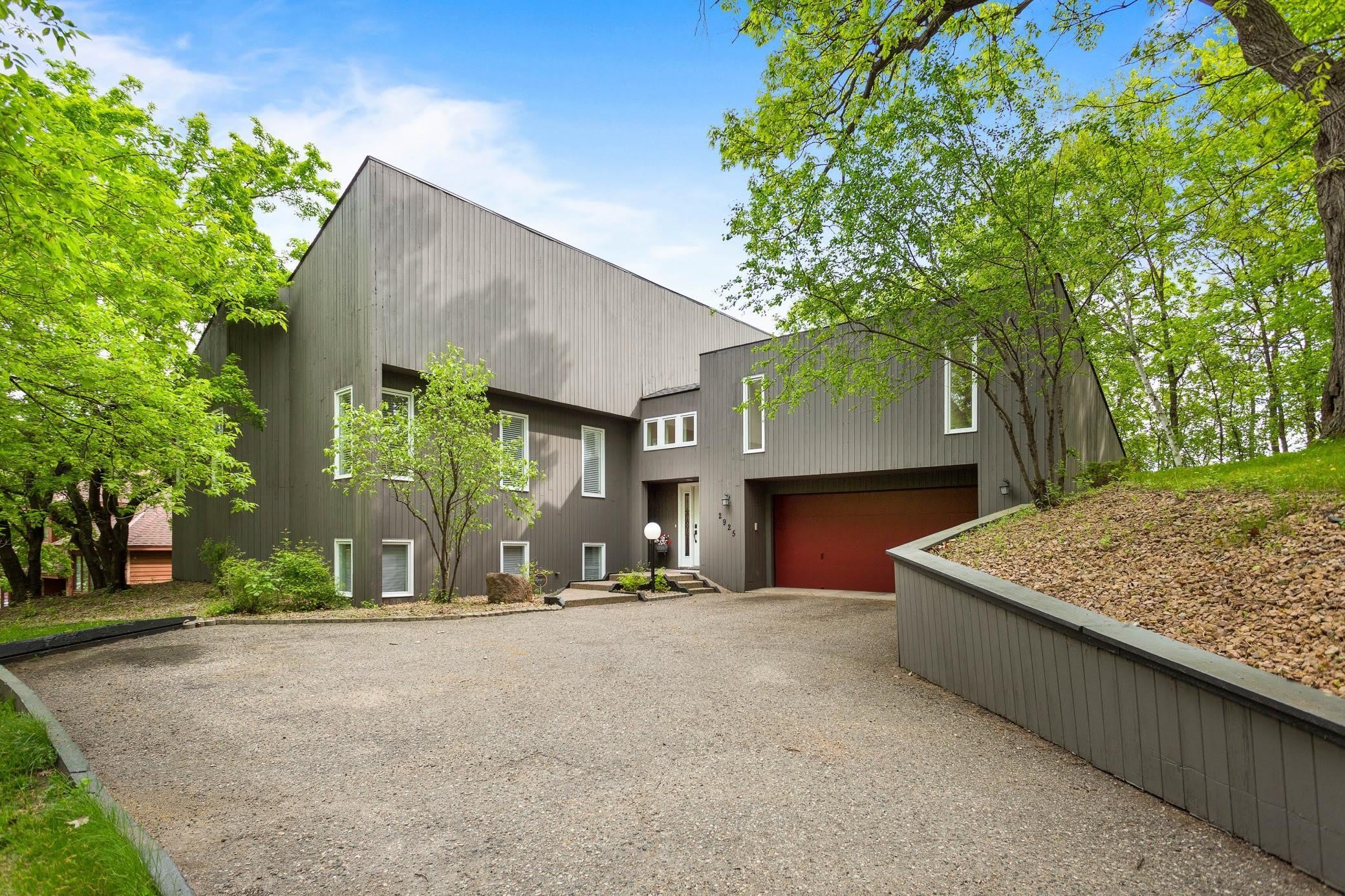 2925 Minnehaha Curve – photo 1