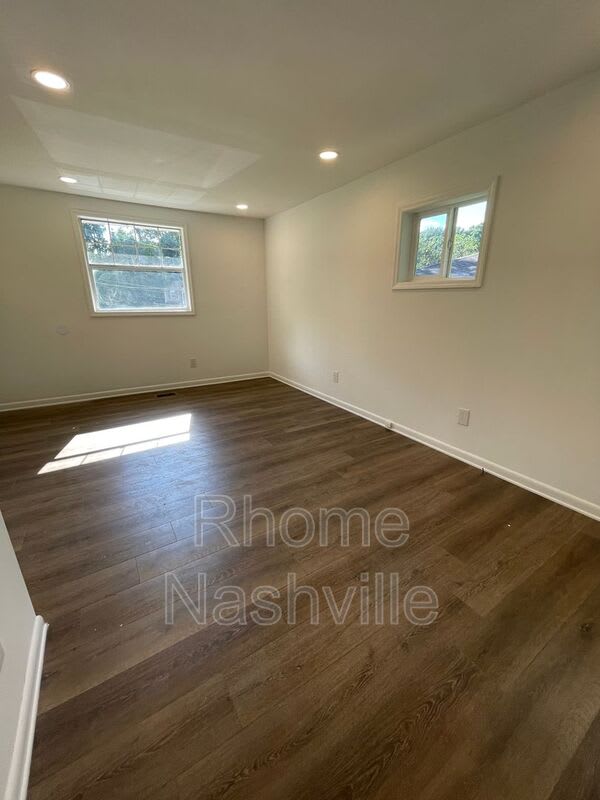 916 Algonquin Ct – photo 5