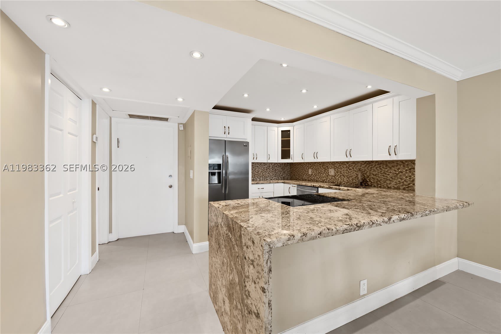 329 SE 3rd St – photo 1