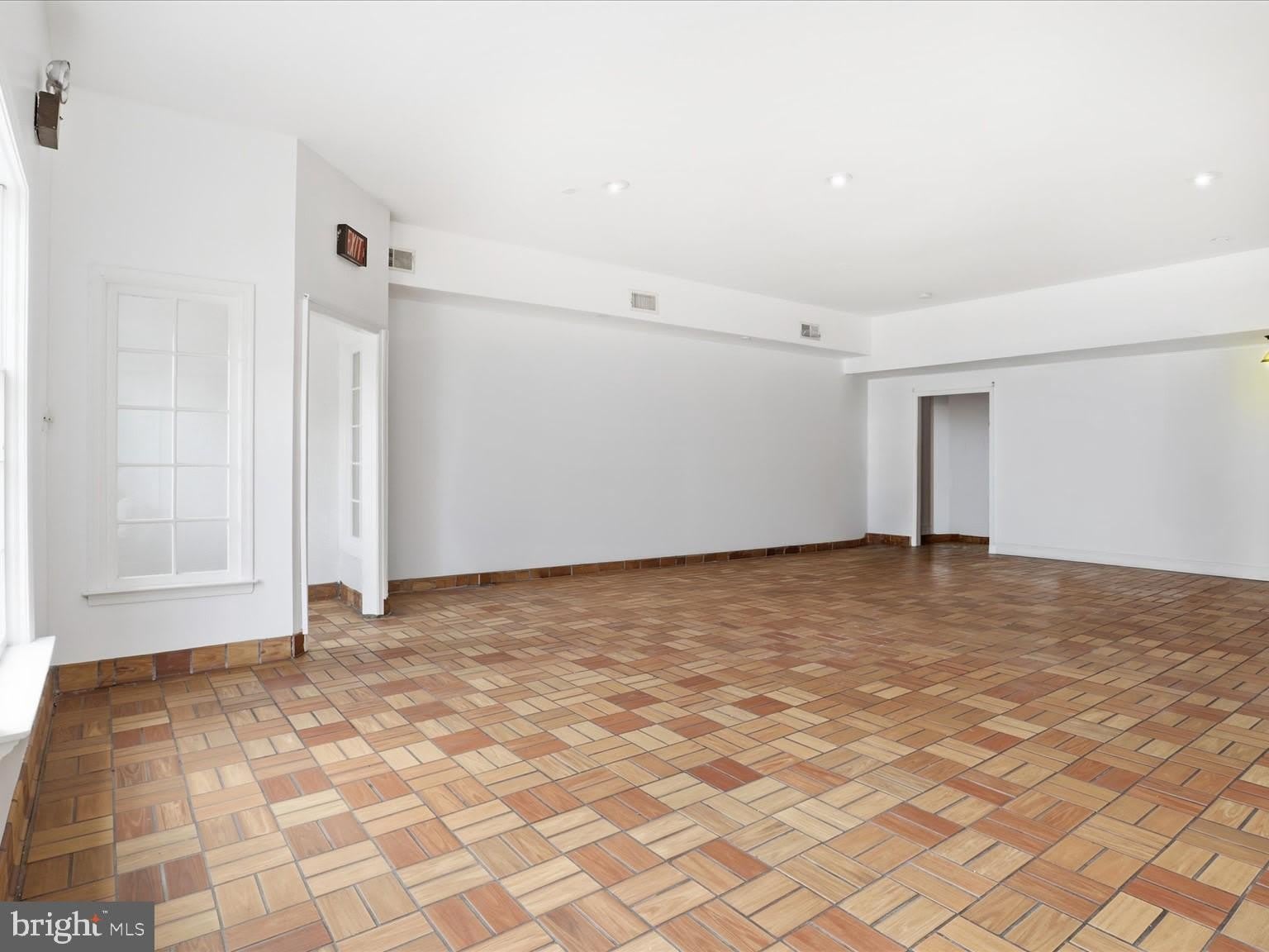 623 S WASHINGTON Street – photo 3