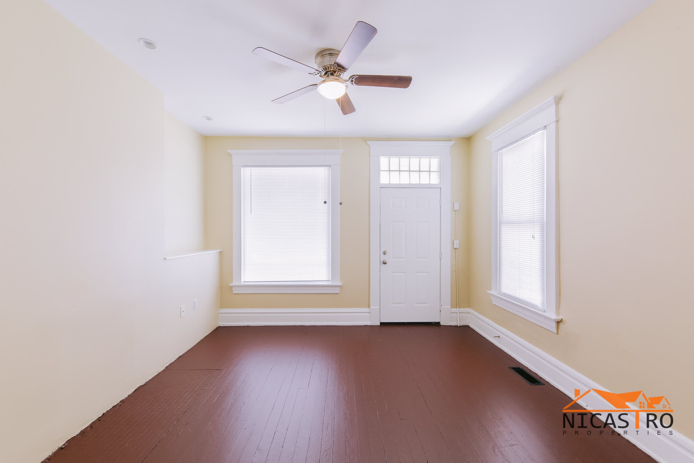 172 E 11th Avenue – photo 3