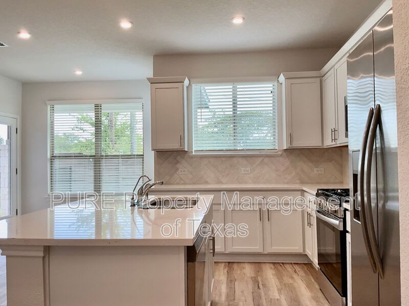 2204 Cornfield Dr – photo 5