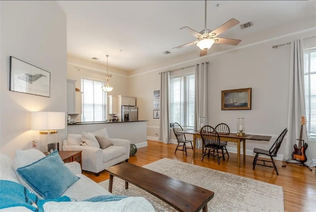 12 Elm Street – photo 2