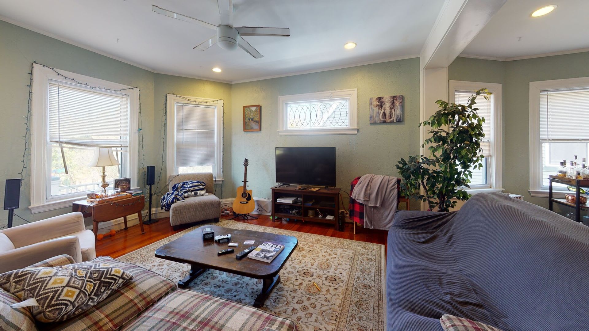 Charming Coolidge Corner Apt w Heat and Hot Water Inc. Pro Managed – photo 2