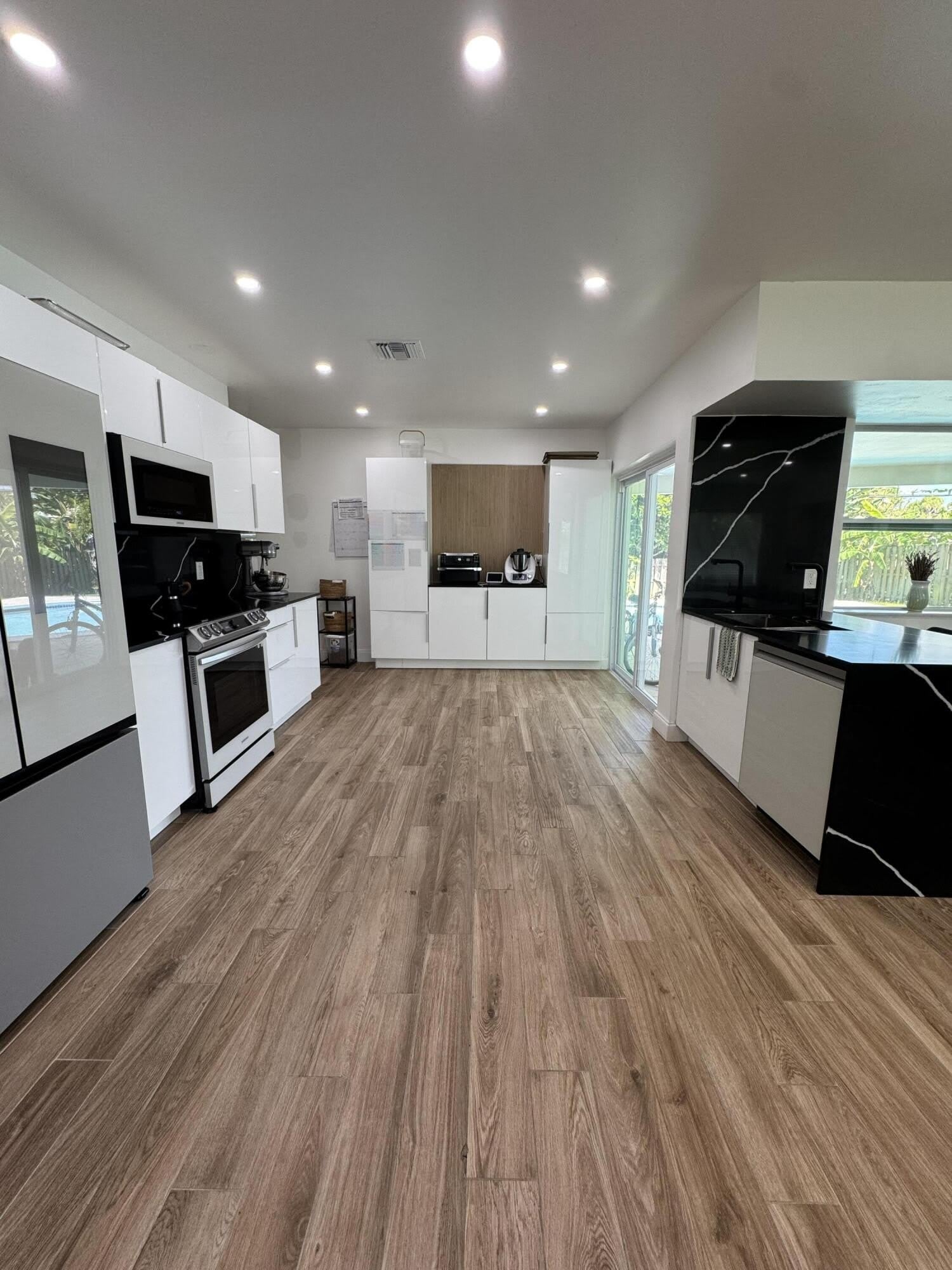 400 SW 9th Avenue – photo 5