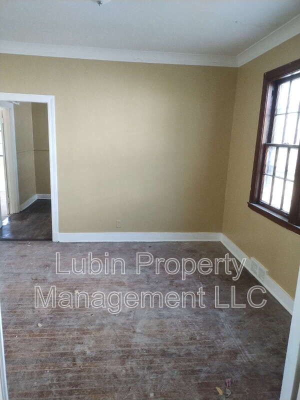 725 N Hollywood St – photo 3