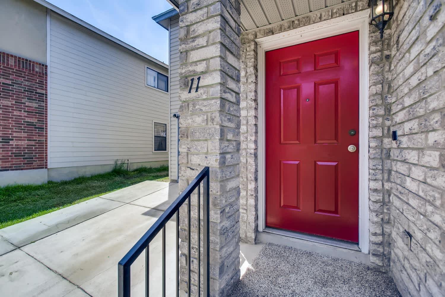 4BR/2.5 Bath near the San Antonio Medical Center!!! – photo 2