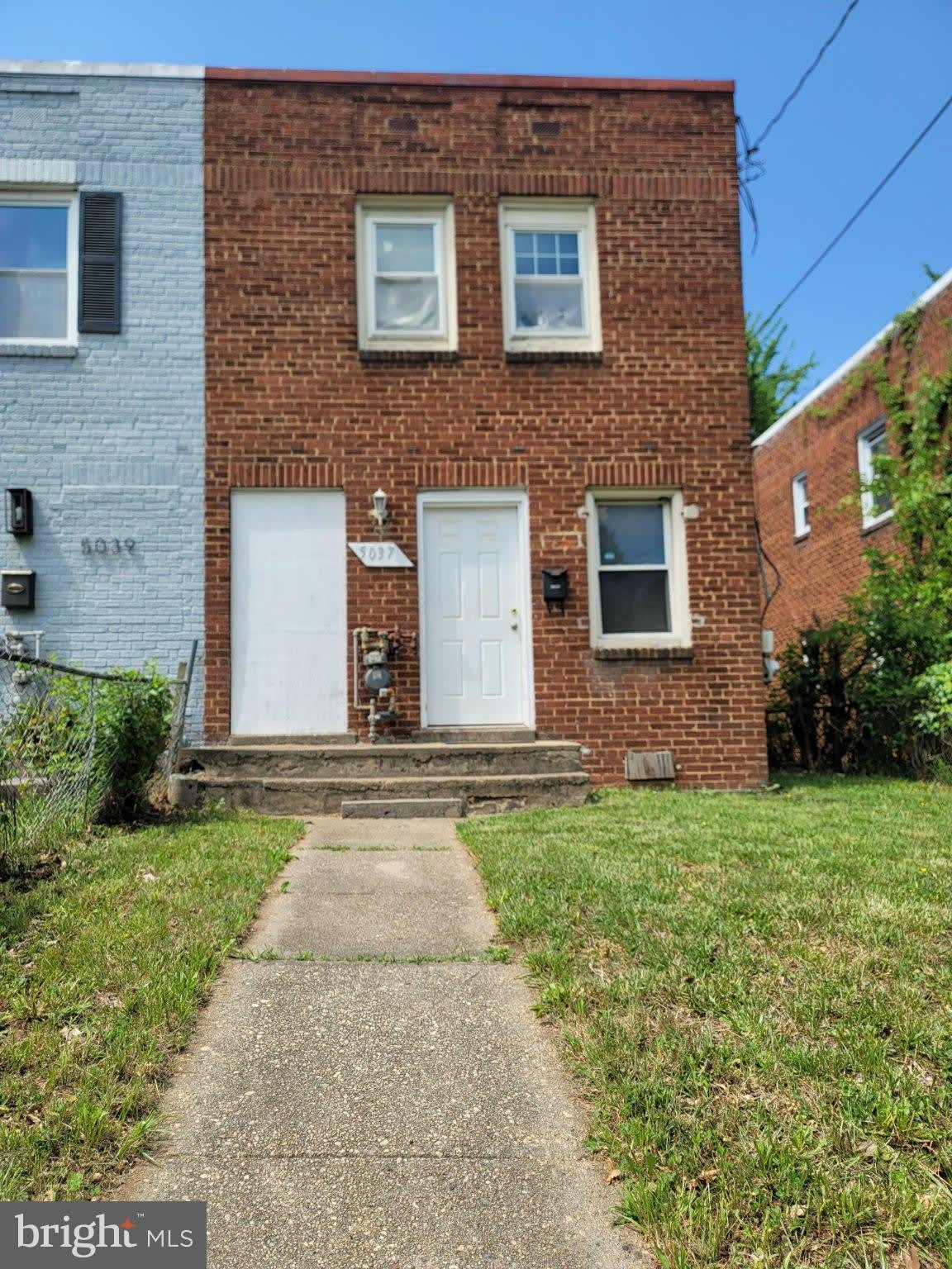 5037 BENNING Road SE – photo 2