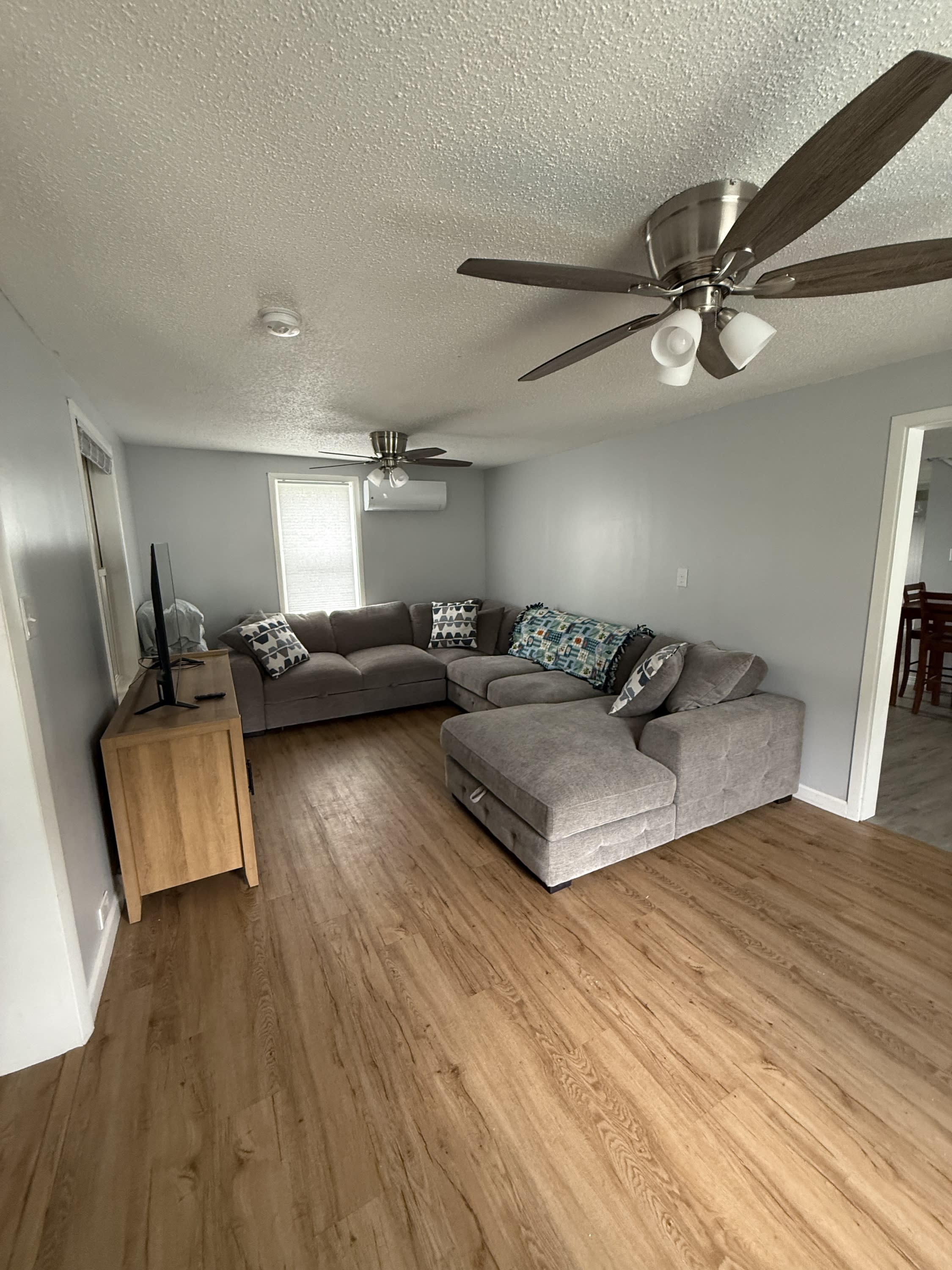 700 Kent Street – photo 2