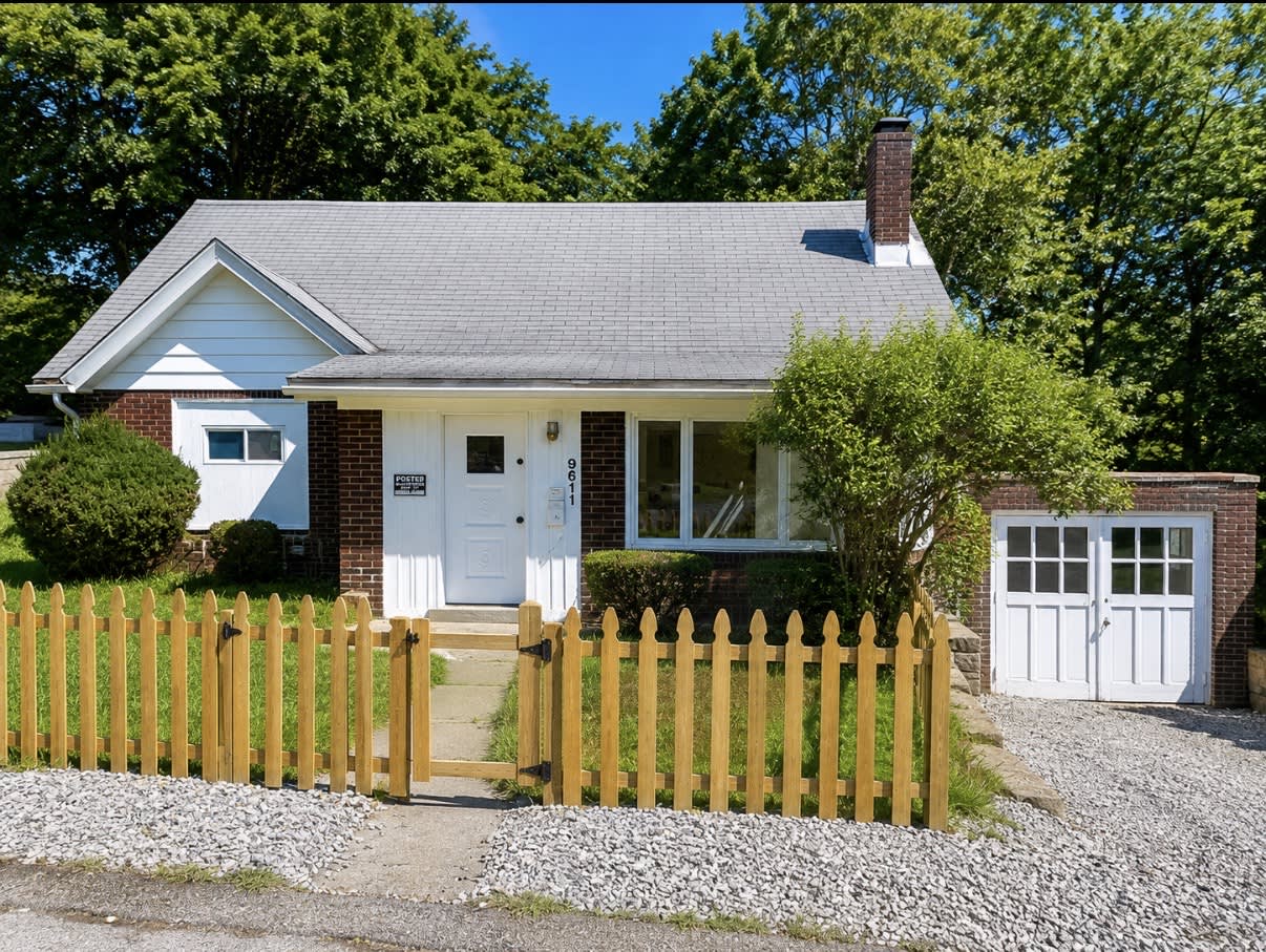 9611 Emerson Street – photo 1