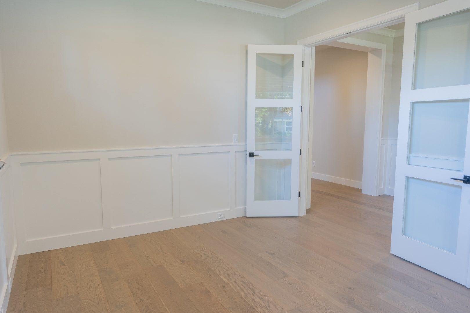 5Bd 4 25Ba Kirkland Home – photo 5