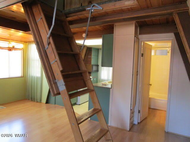 547 E White Mountain Boulevard – photo 5