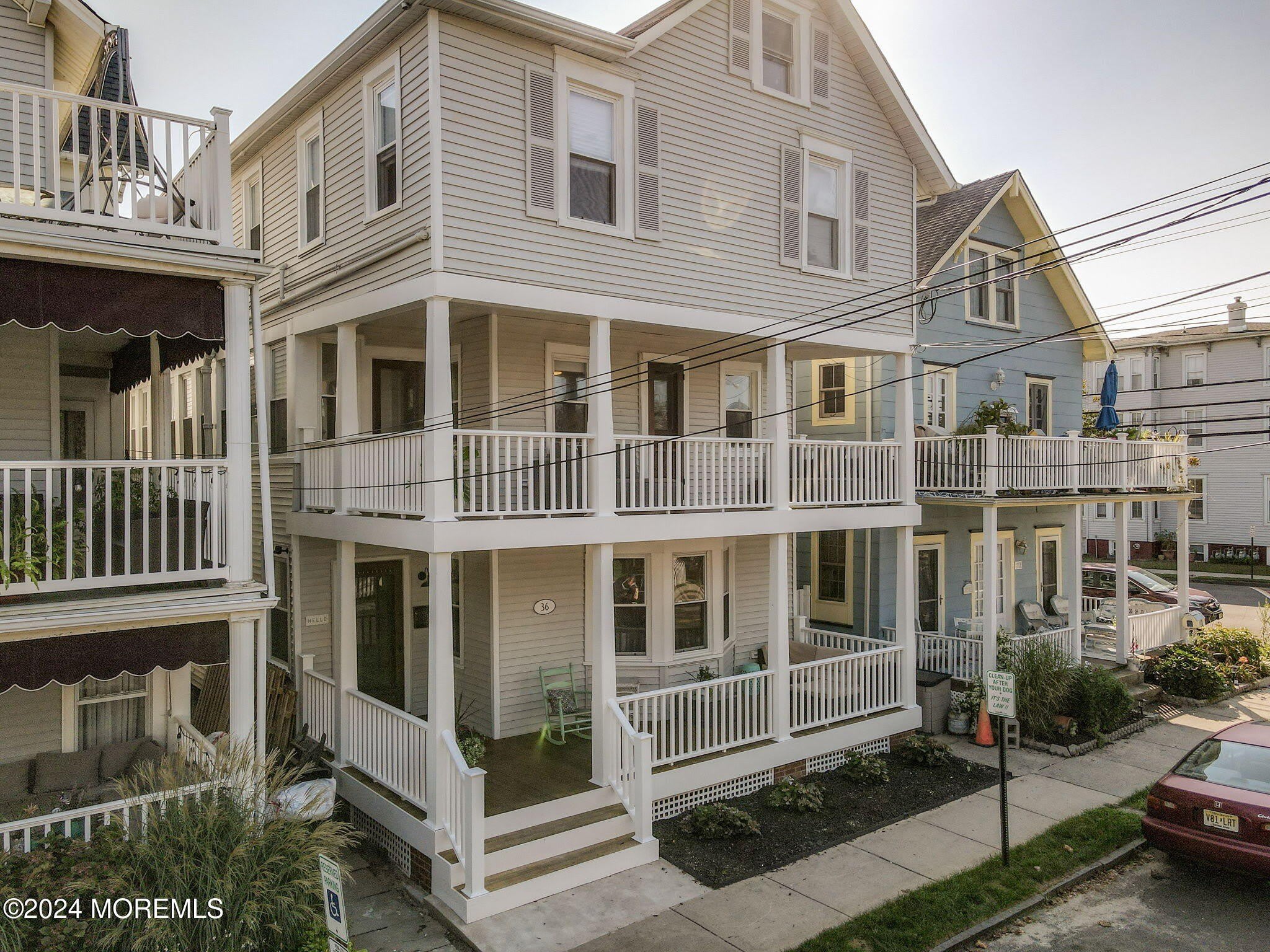36 Heck Avenue – photo 1