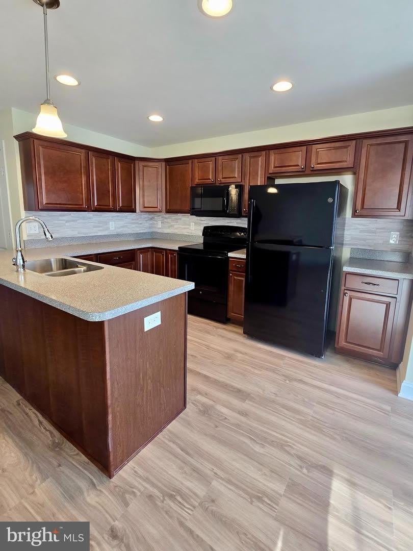 23613 LINKSIDE DR – photo 4