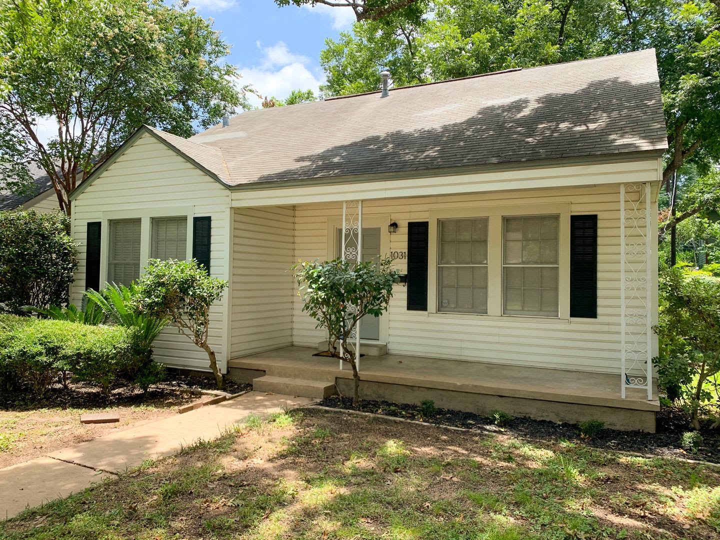 Gorgeous 1940's home in Central Austin! – photo 2